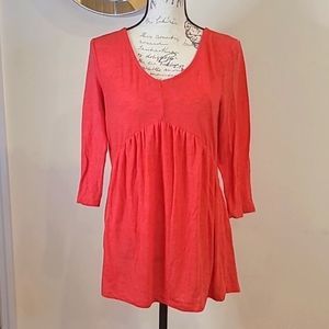 Mama licious coral top size Medium